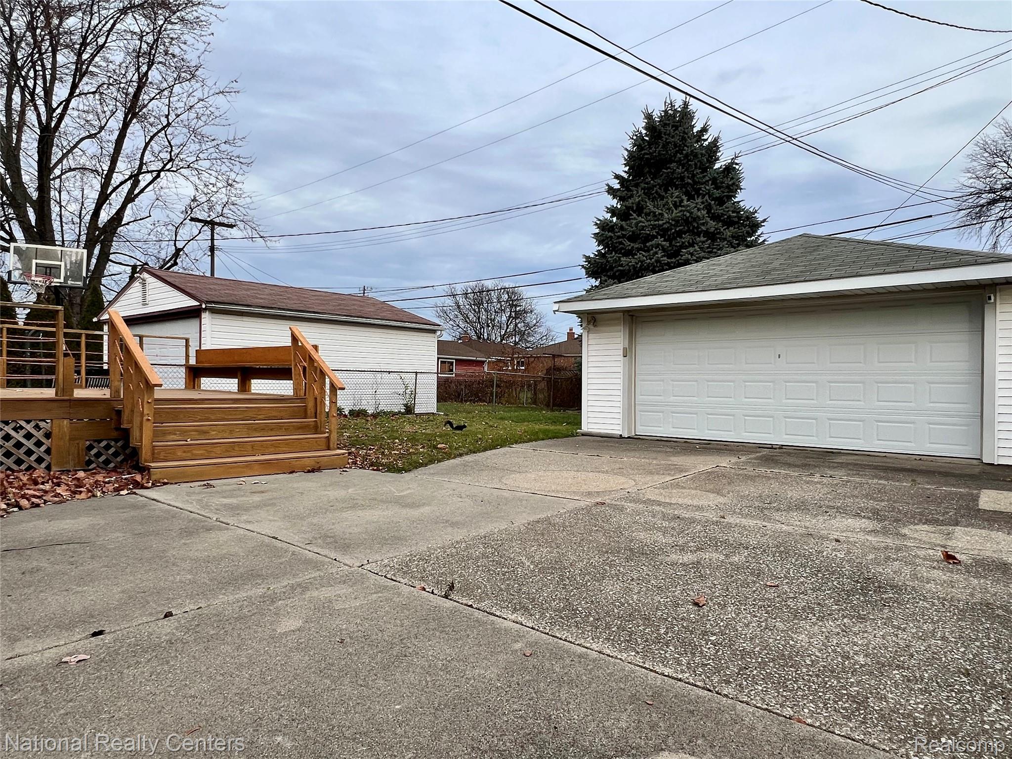 7159 Luana Avenue Allen Park City MI 48101