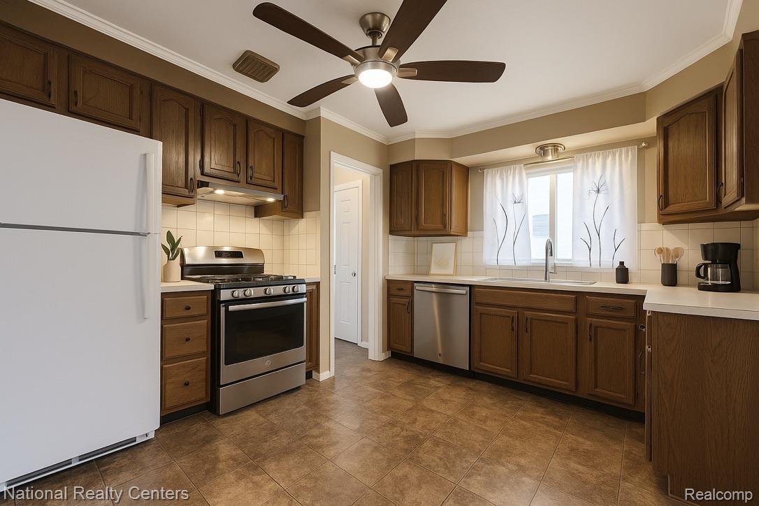 7159 Luana Avenue Allen Park City MI 48101