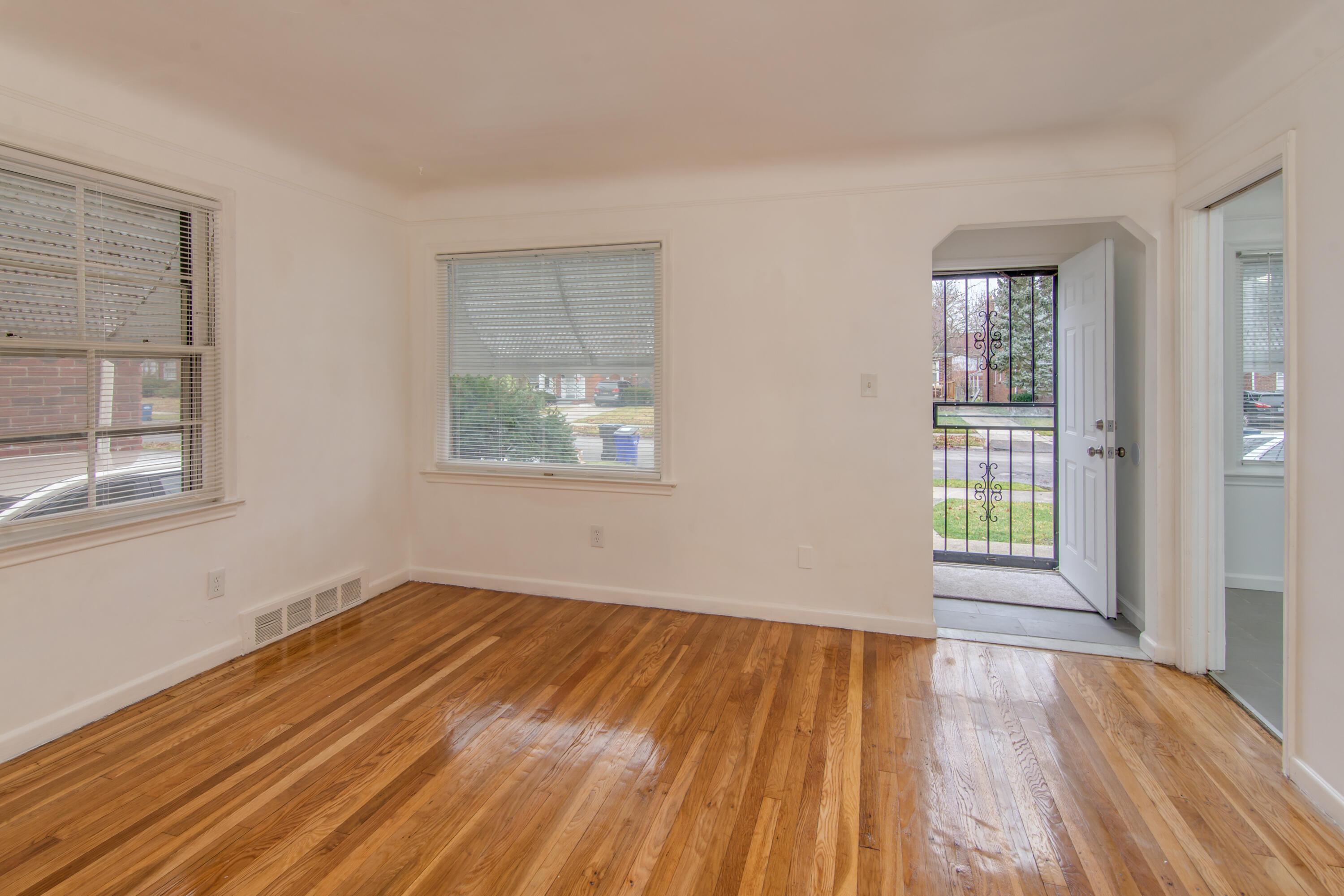 10738 Mckinney Street Detroit City MI 48224