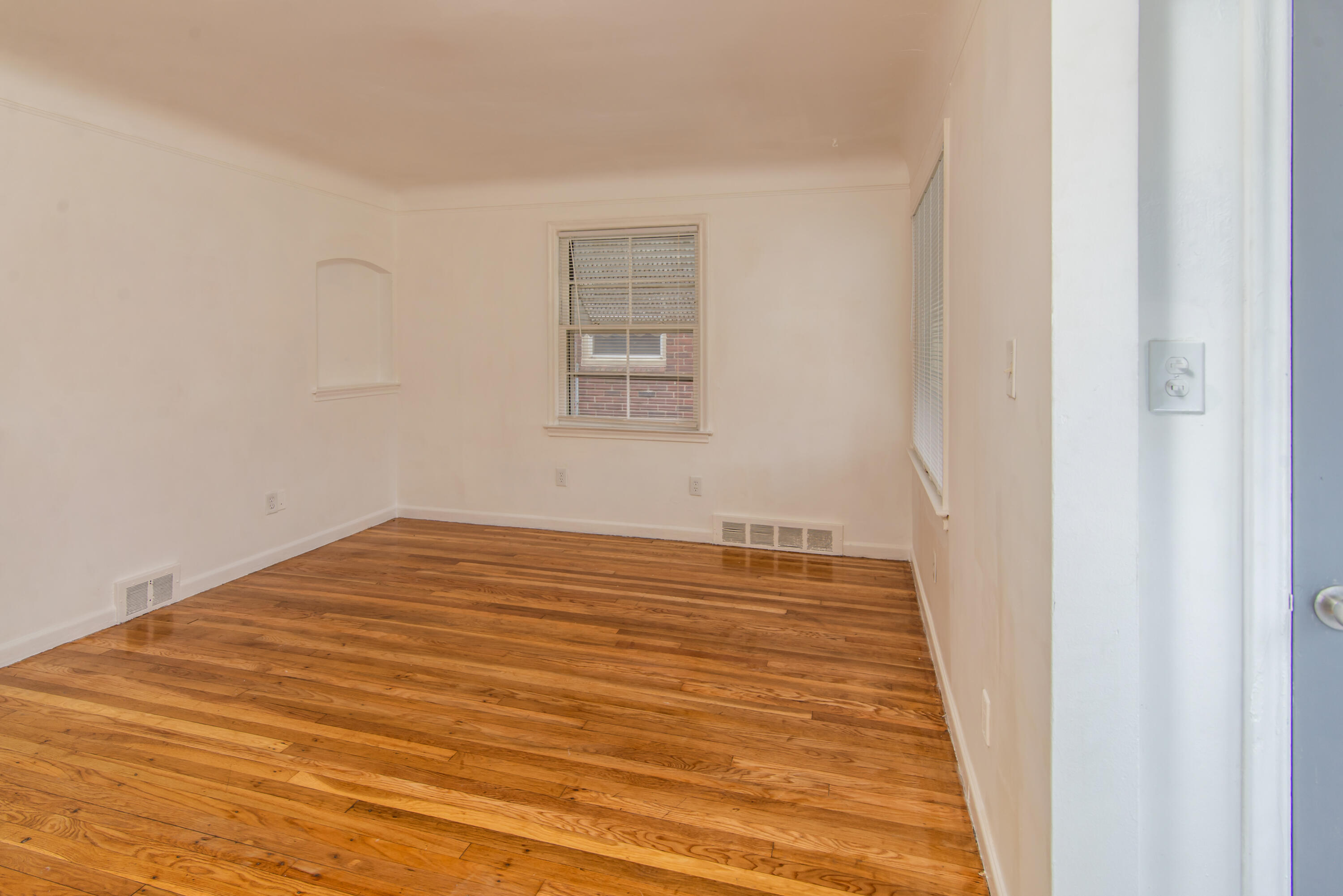 10738 Mckinney Street Detroit City MI 48224