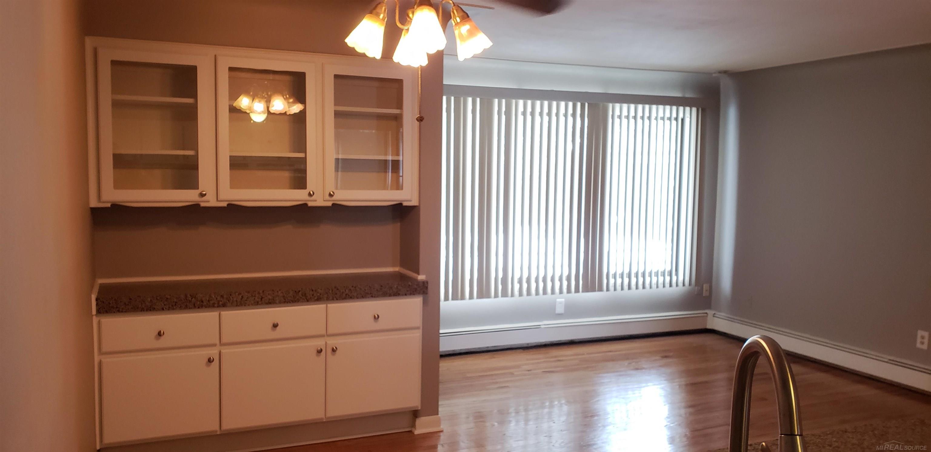 995 N Cass Lake Road Waterford Charter Township MI 48328