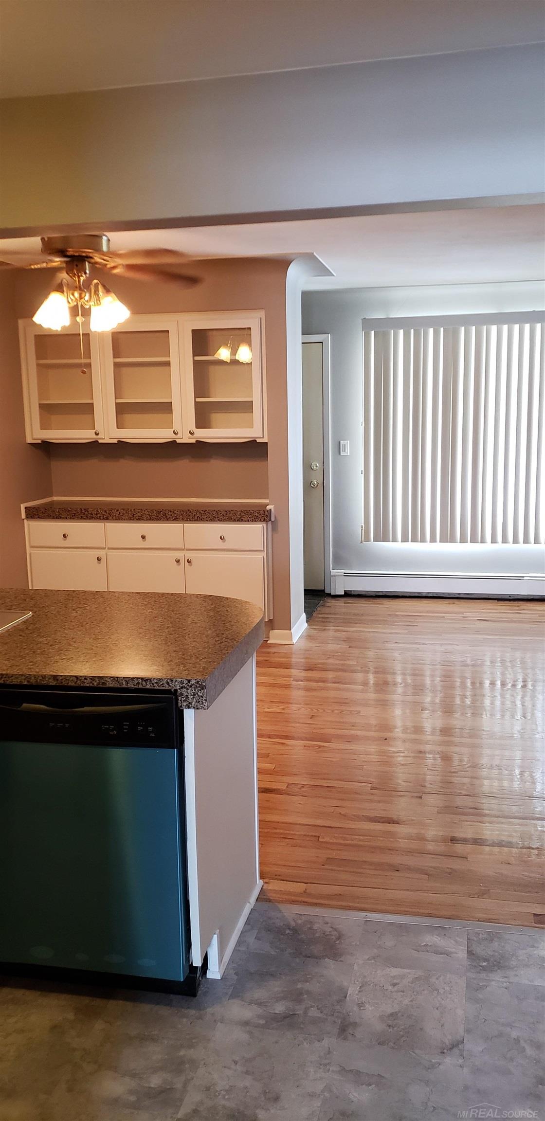 995 N Cass Lake Road Waterford Charter Township MI 48328