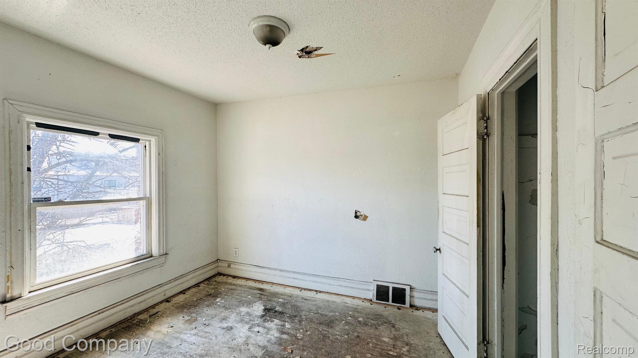 104 Mount Vernon Street Detroit City MI 48202