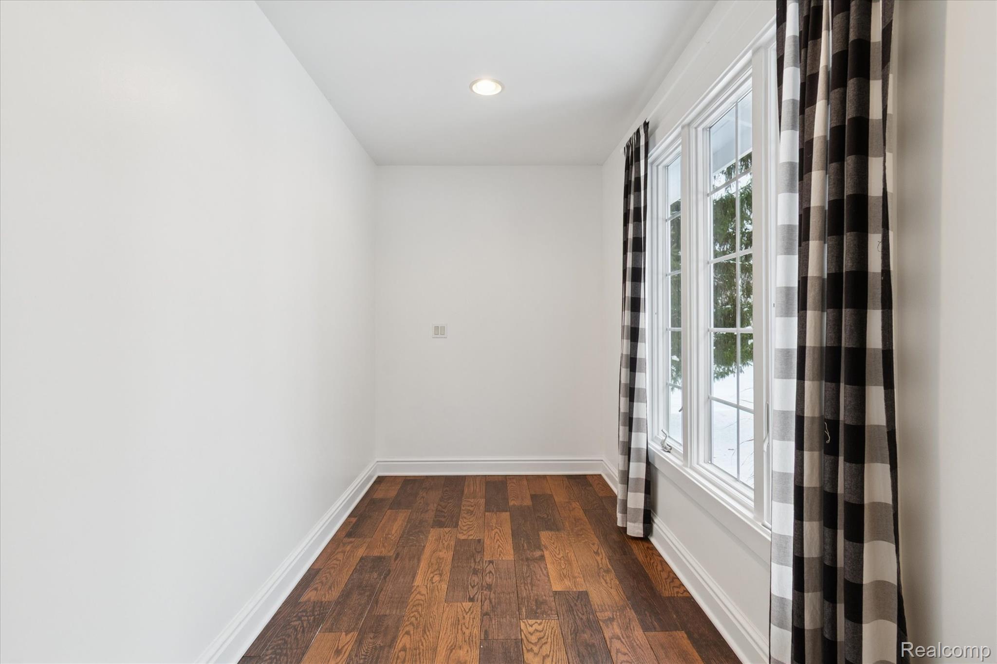 187 Darwin Road Putnam Township MI 48169