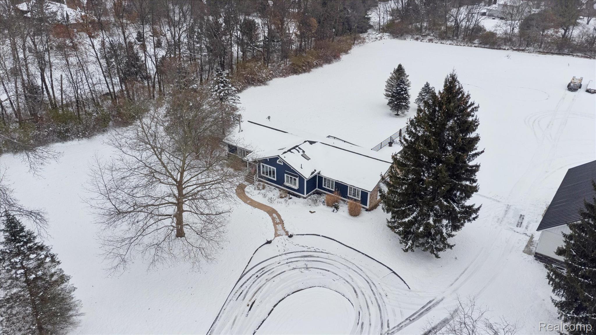 187 Darwin Road Putnam Township MI 48169