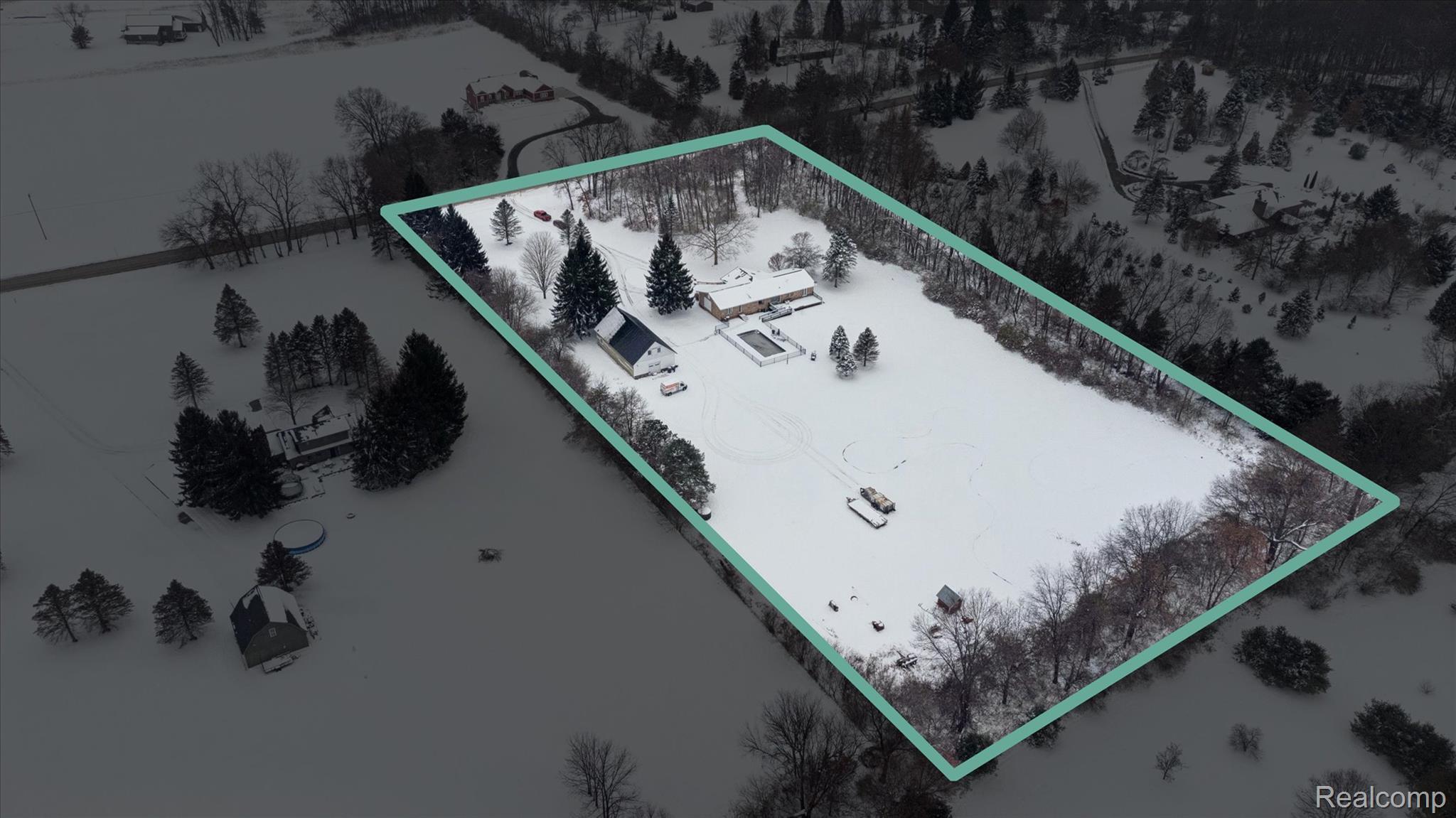 187 Darwin Road Putnam Township MI 48169