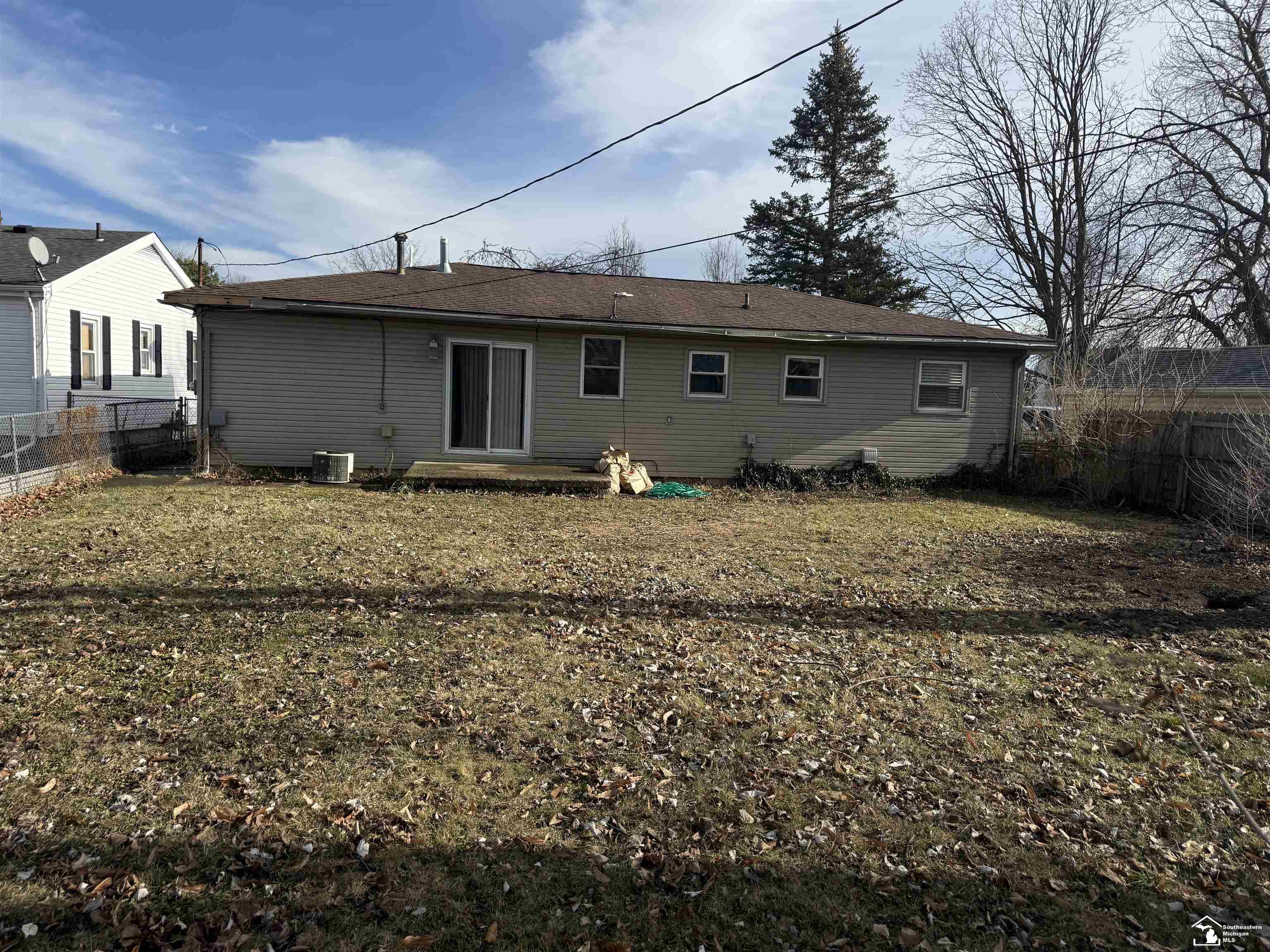 540 S Concetta Monroe Charter Township MI 48161