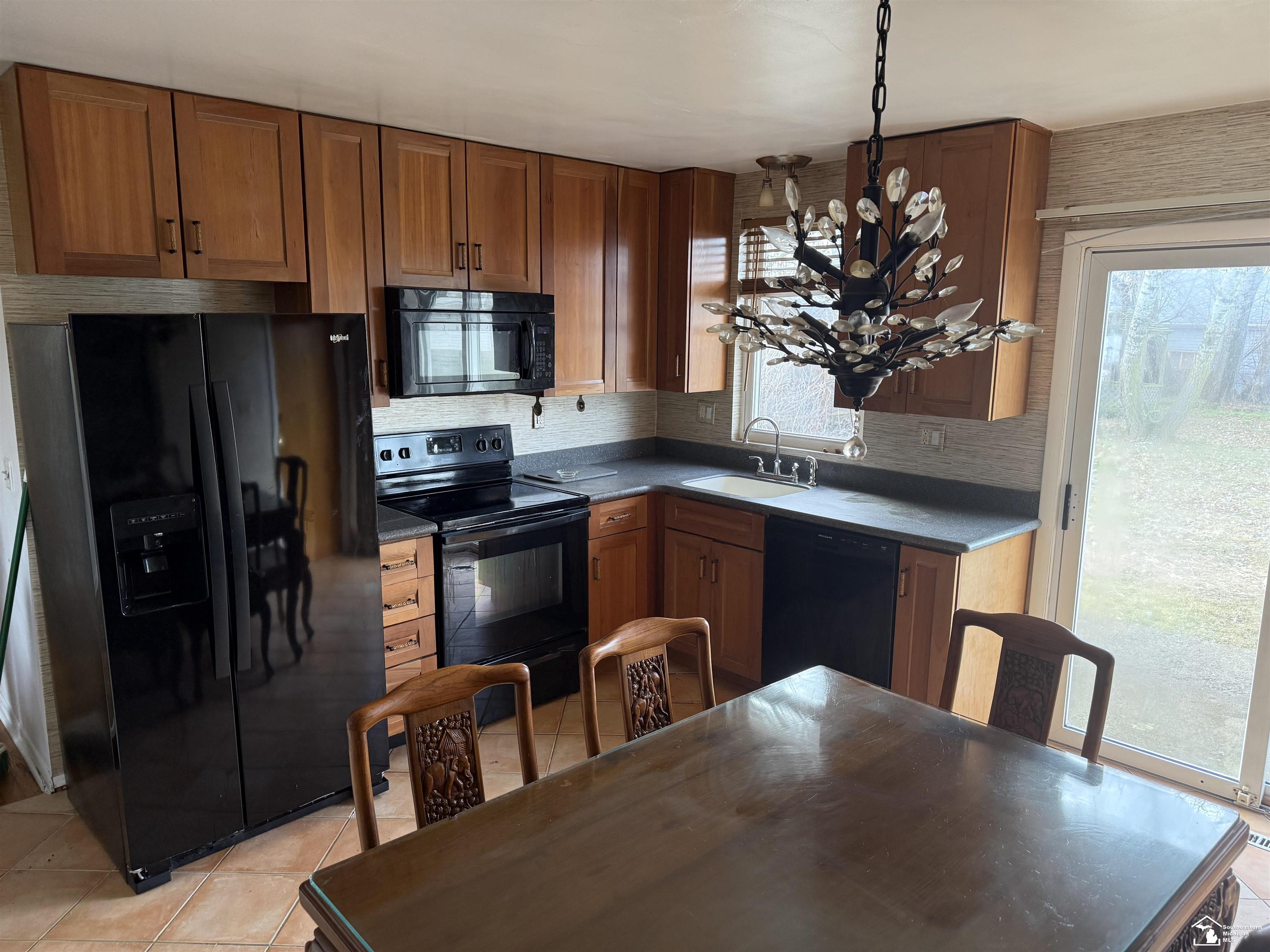 540 S Concetta Monroe Charter Township MI 48161