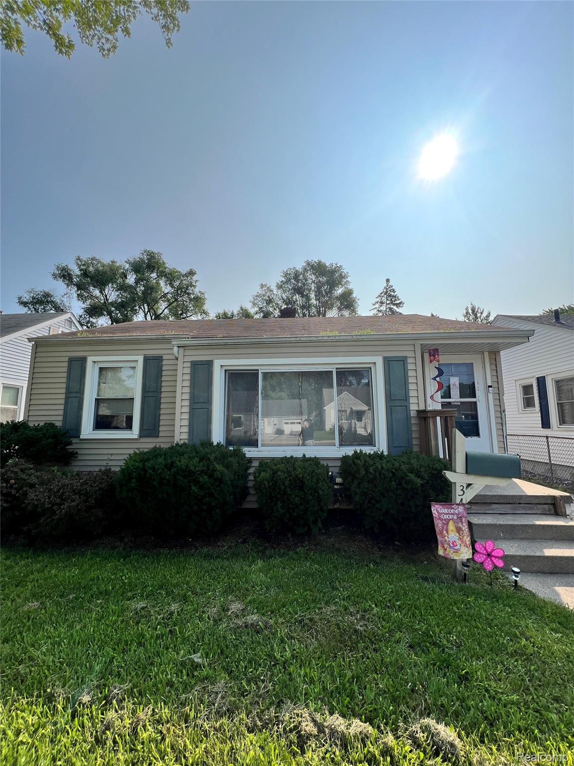 3420 Mackinaw Street Saginaw City MI 48602