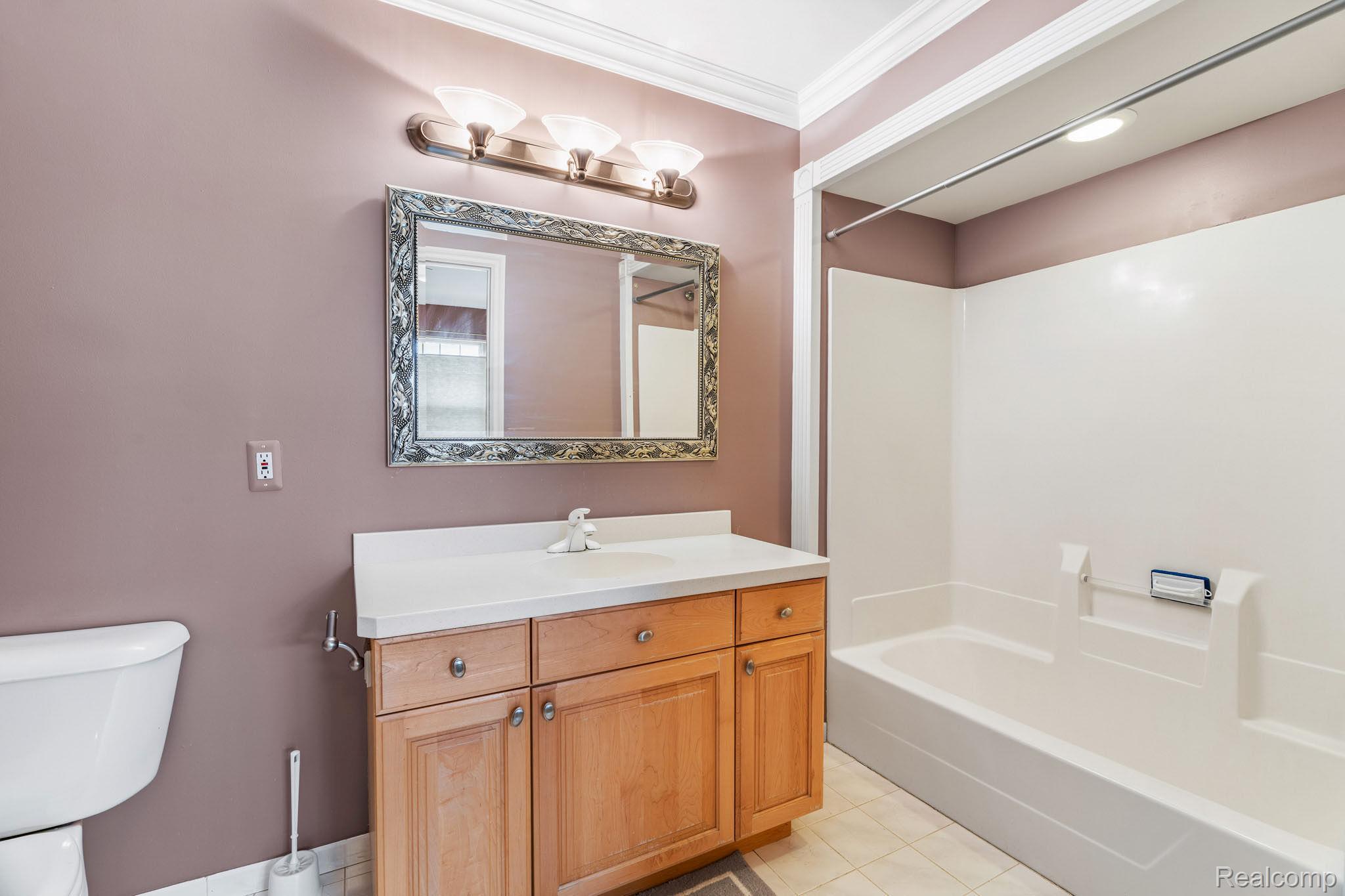 6051 Hough Road Almont Township MI 48003