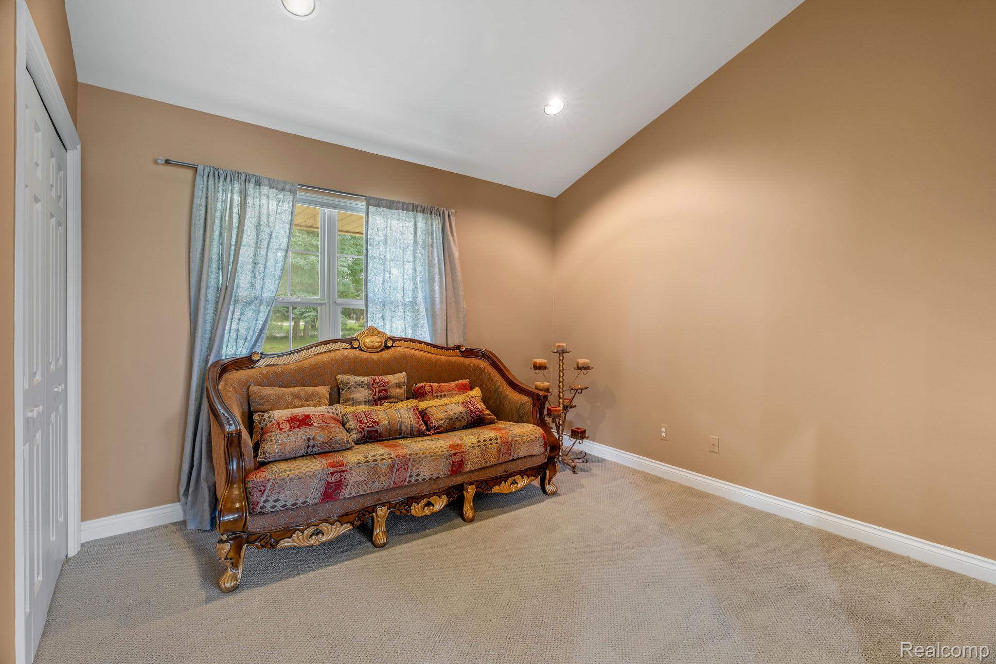 6051 Hough Road Almont Township MI 48003