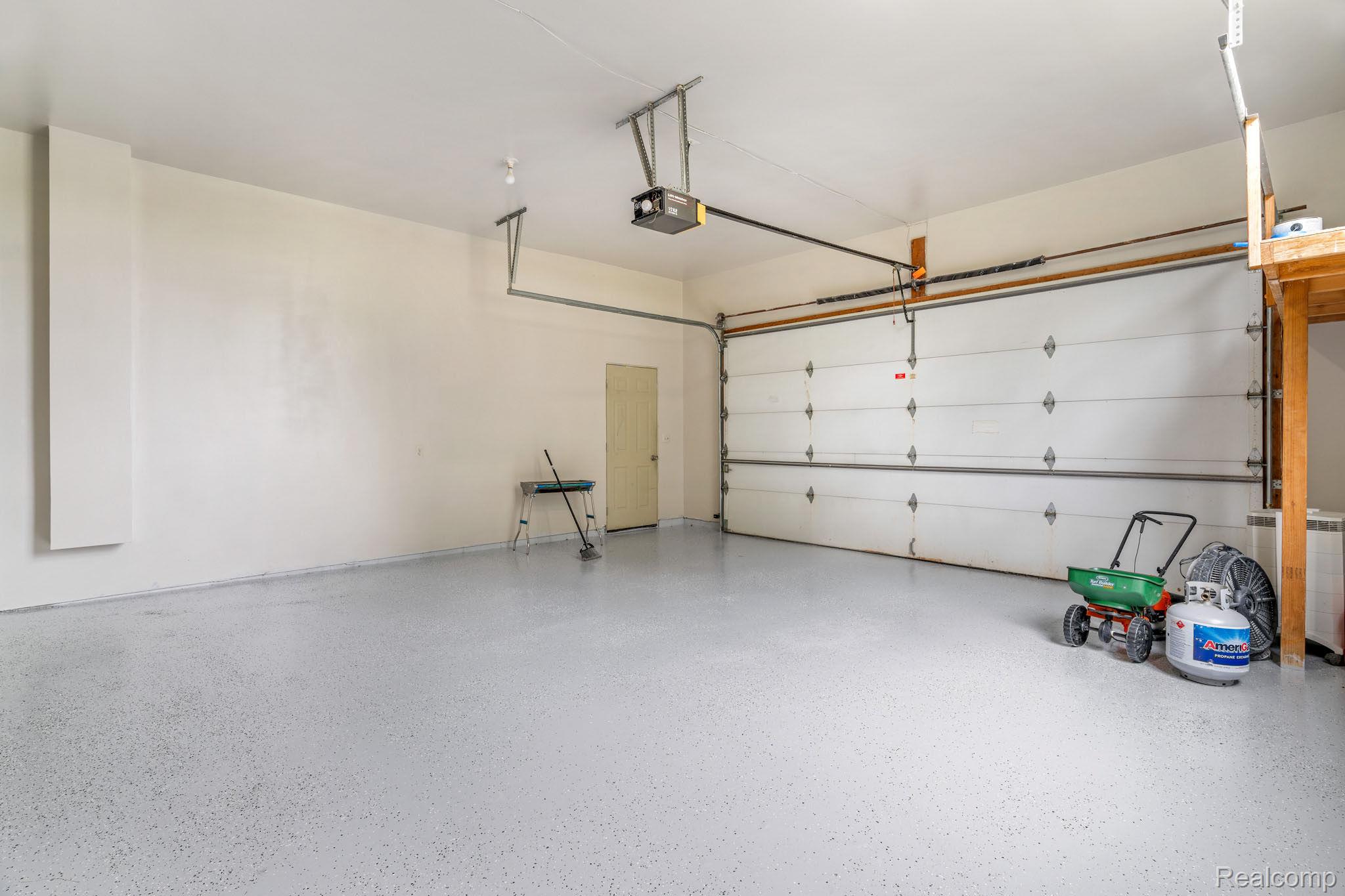 6051 Hough Road Almont Township MI 48003