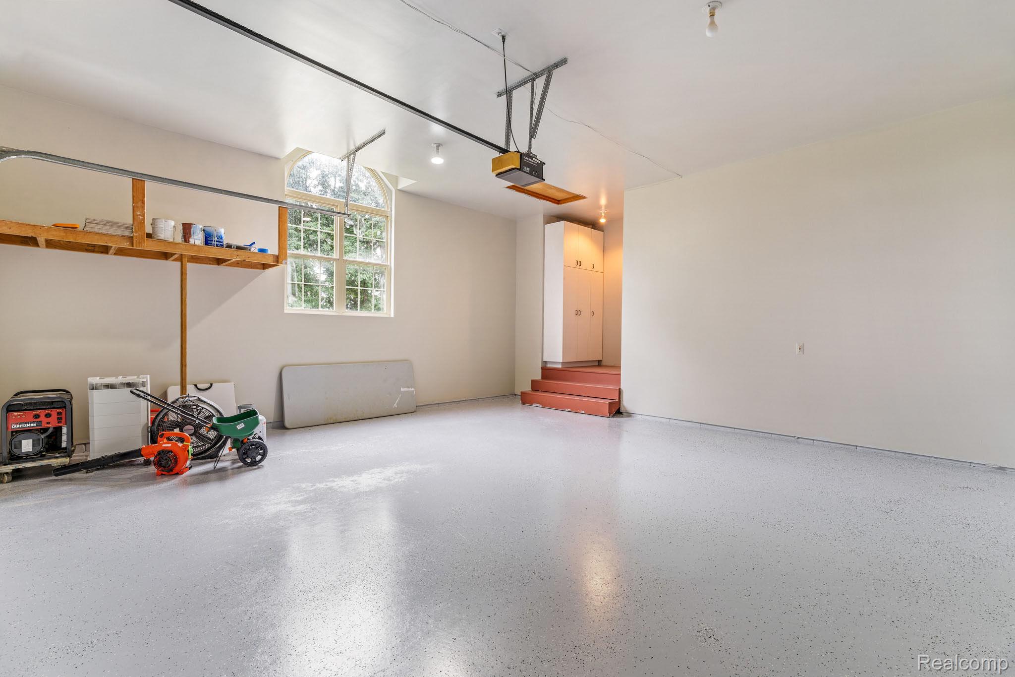 6051 Hough Road Almont Township MI 48003