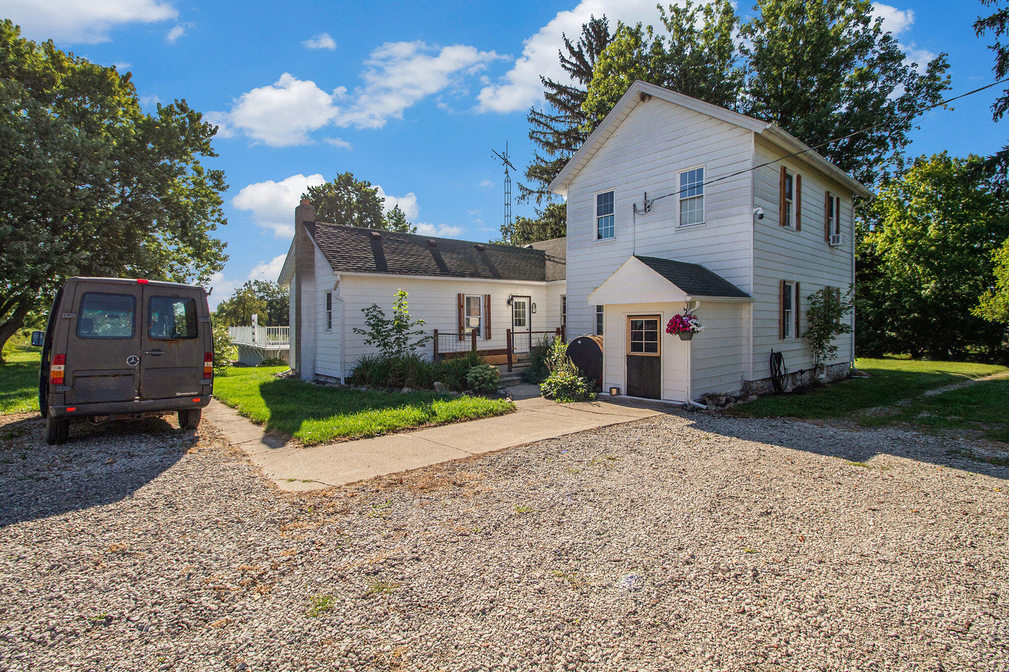7350 Sanford Road Cohoctah Township MI 48855
