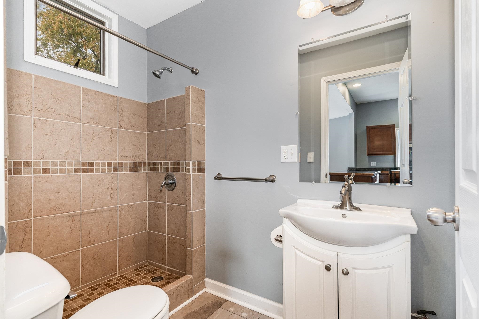 706 S Lincoln Avenue Alma City MI 48801