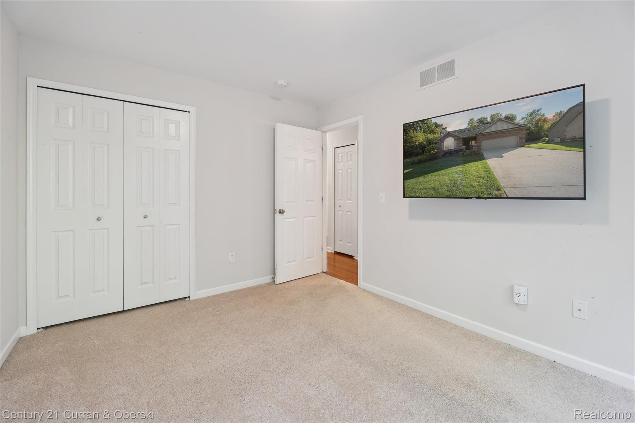 4505 Spring Mountain Drive Brighton City MI 48116