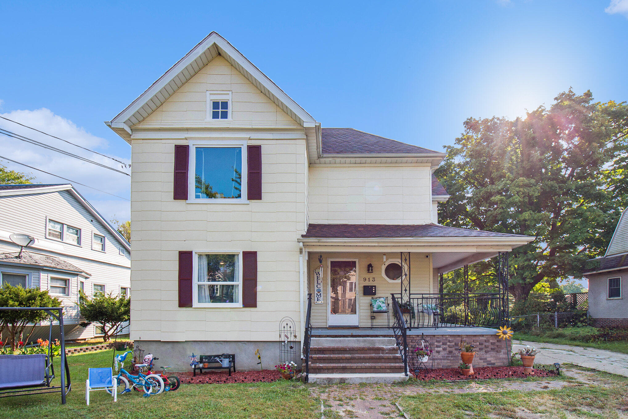 913 S Superior Street Albion City MI 49224