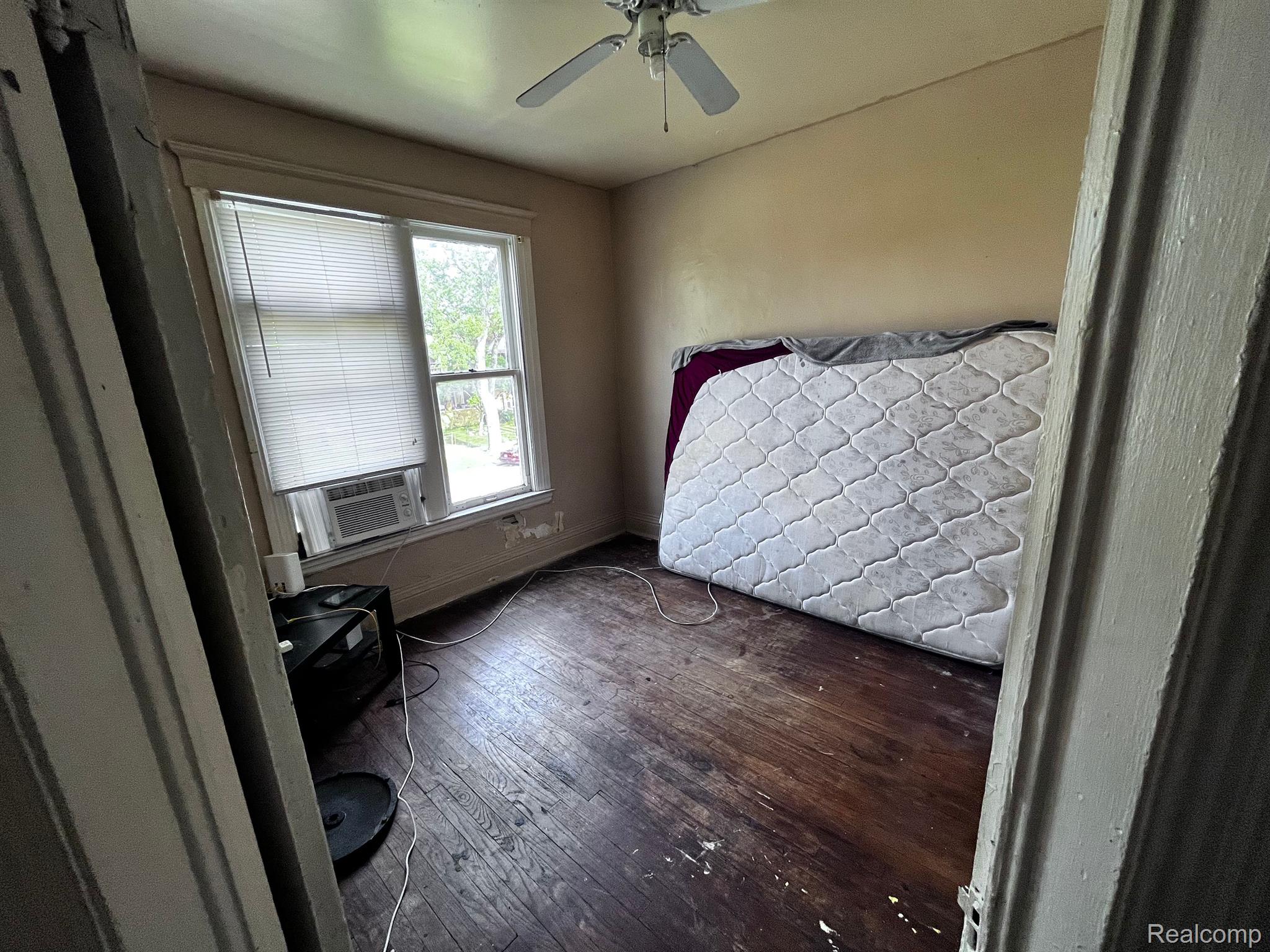 1497 Harding Street Detroit City MI 48214