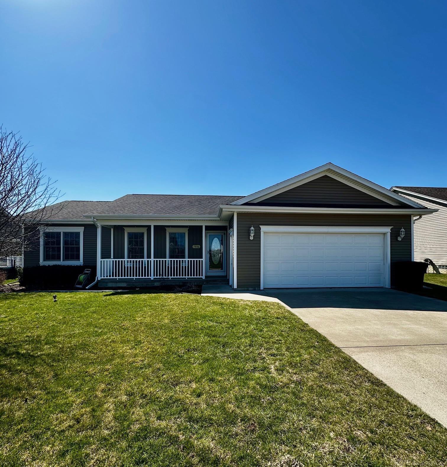 7886 Drakeshire Boulevard Almont Village MI 48003