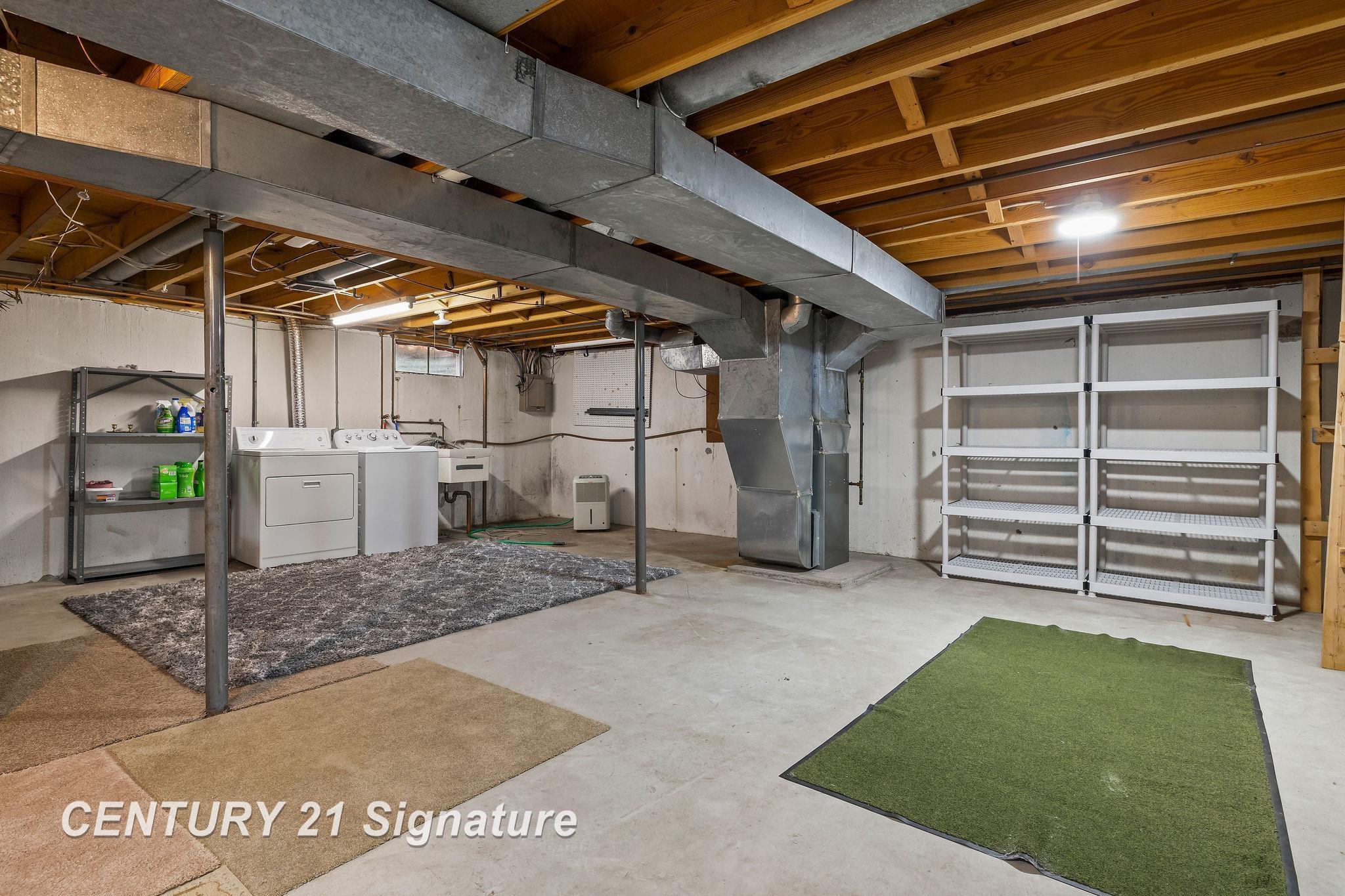1430 Dover Place Saginaw Charter Township MI 48638