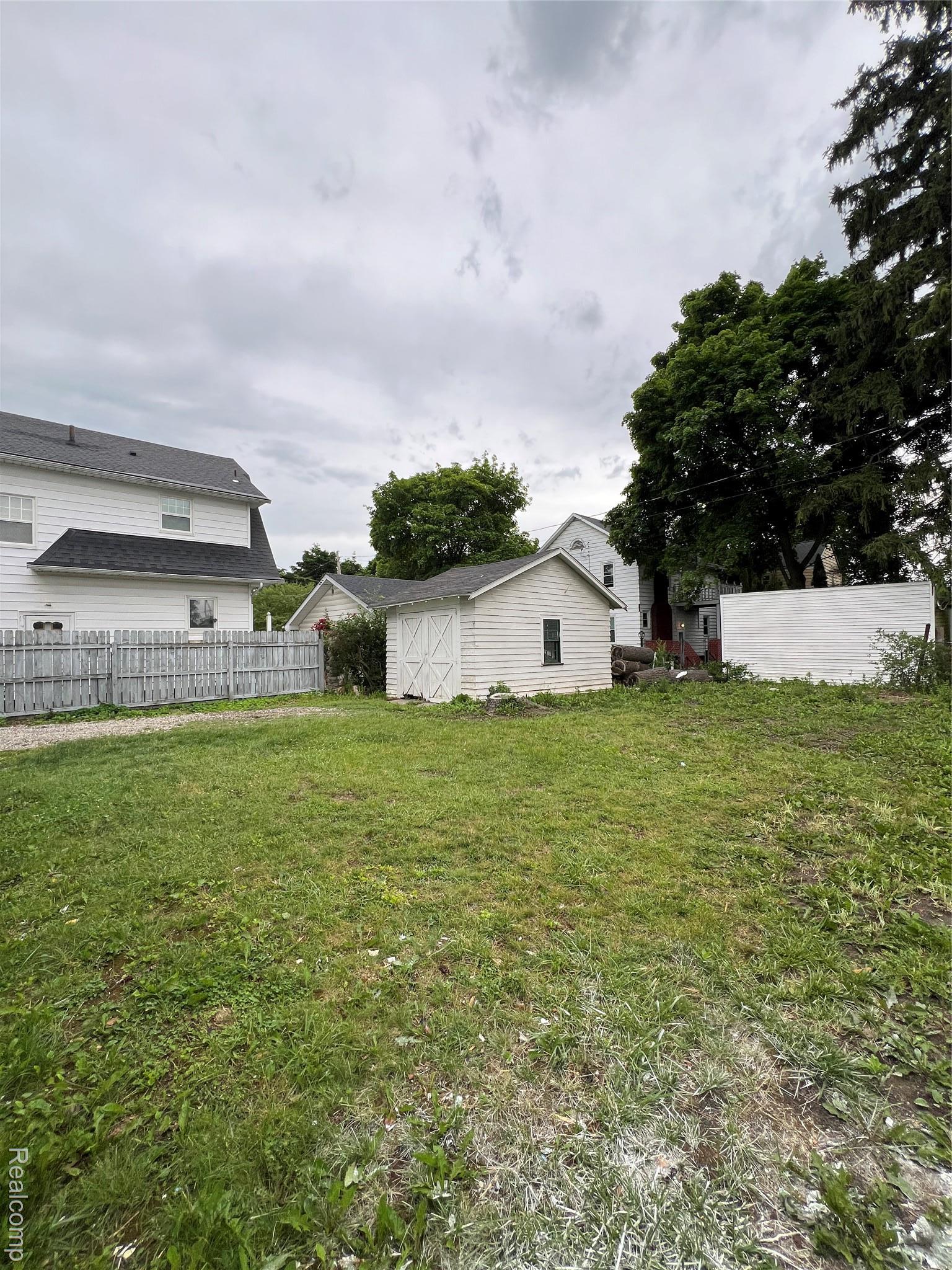 1616 State Street Saginaw City MI 48602