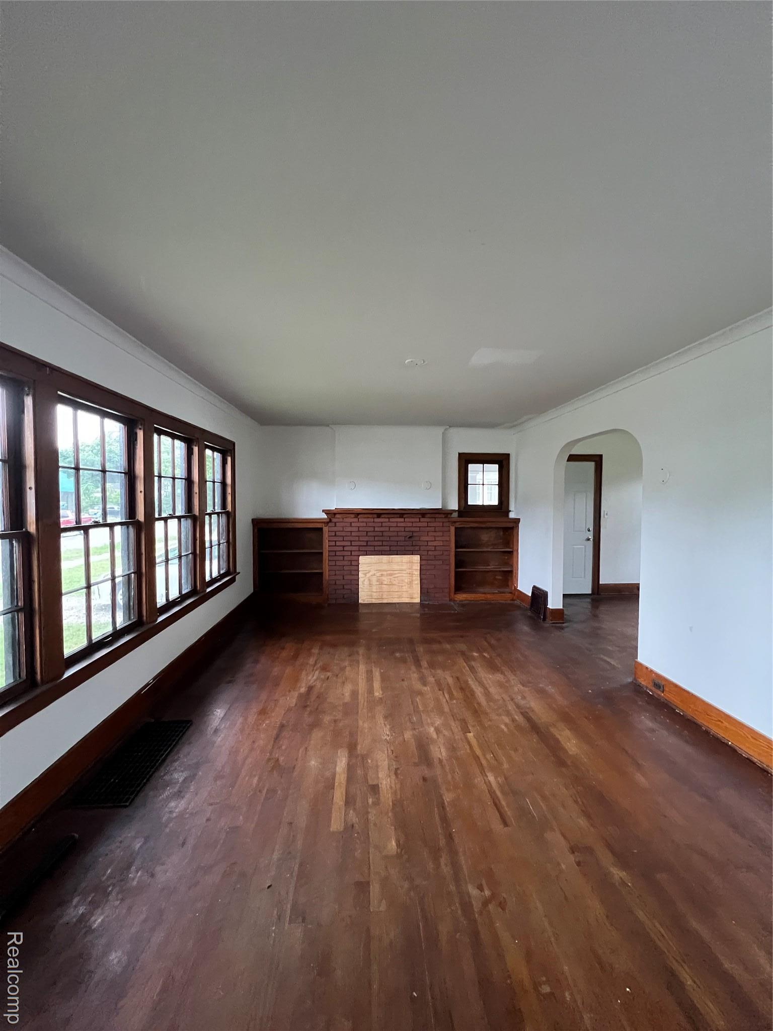 1616 State Street Saginaw City MI 48602
