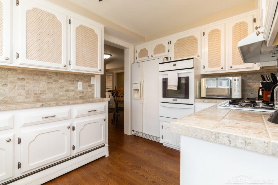 1516 Street Clair River Drive Algonac City MI 48001