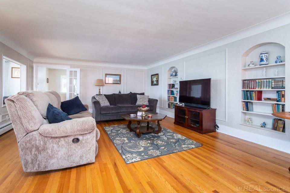 1516 Street Clair River Drive Algonac City MI 48001