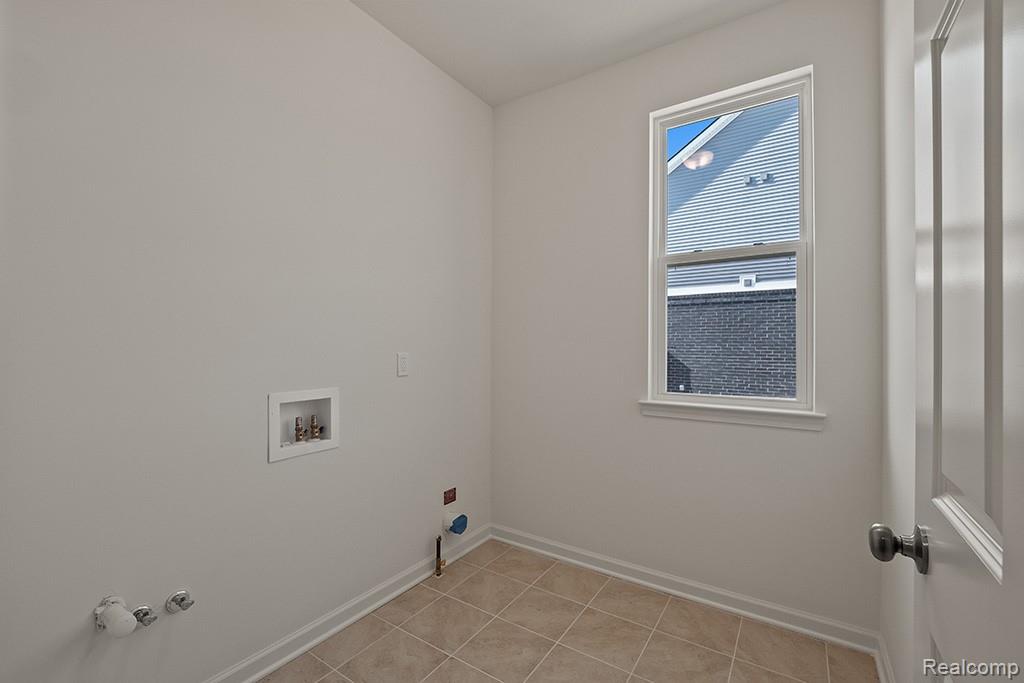 26631 Triple Crown Court South Lyon City MI 48178