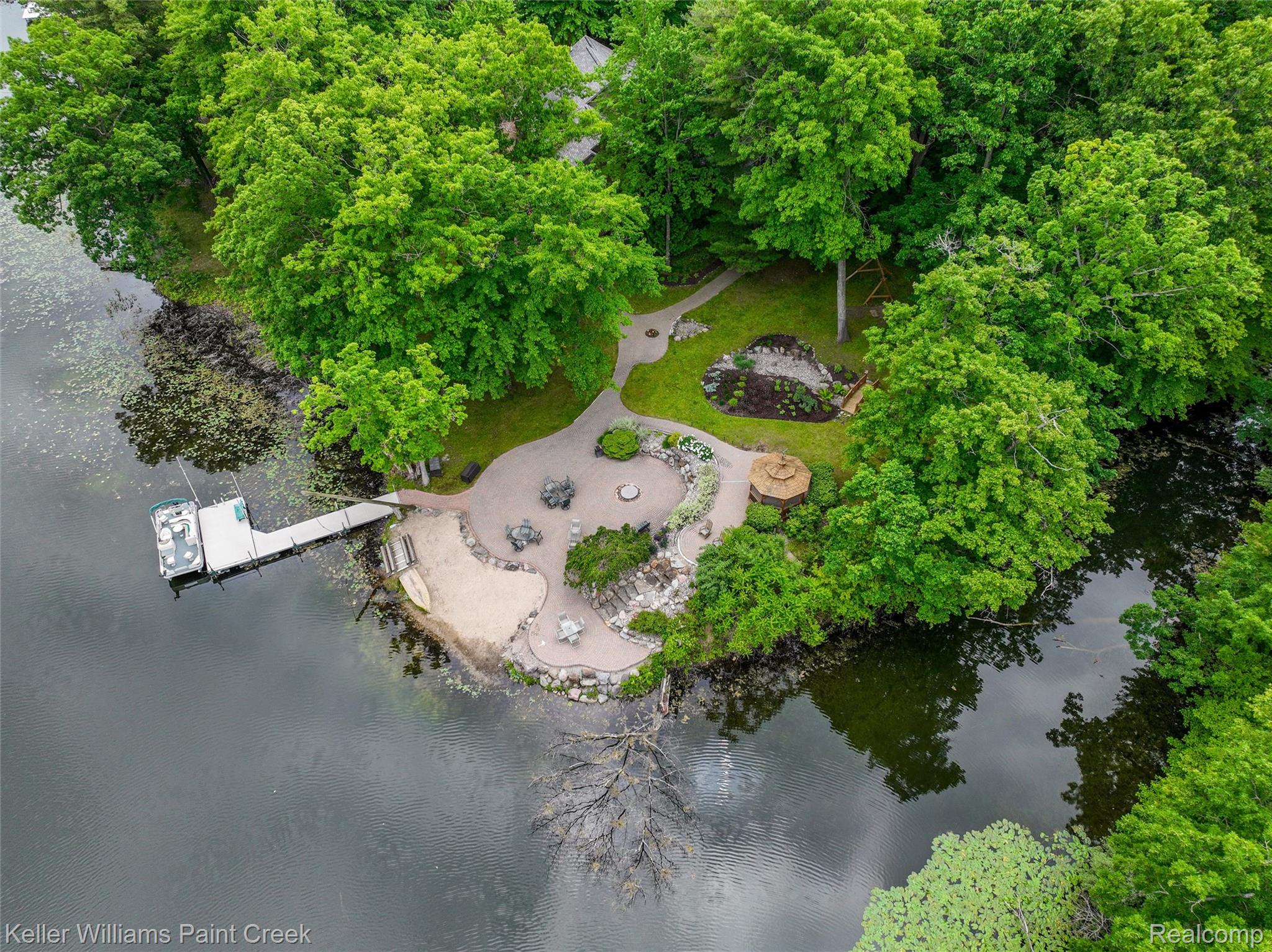 3120 Pond Road Addison Township MI 48367