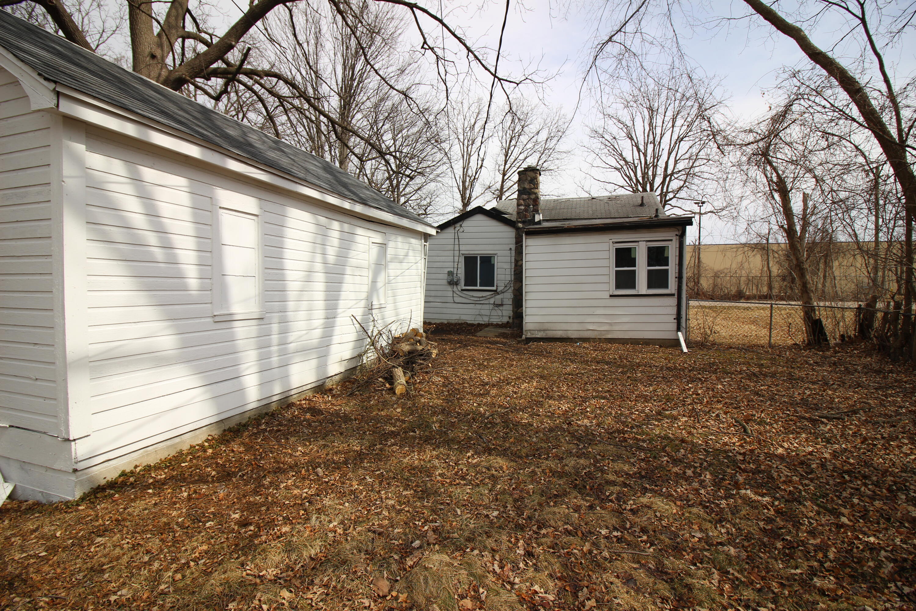 14462 Pine Street Taylor City MI 48180