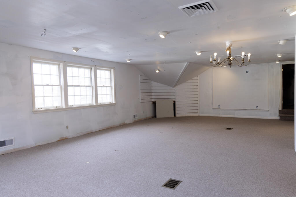 208 W Erie Street Albion City MI 49224