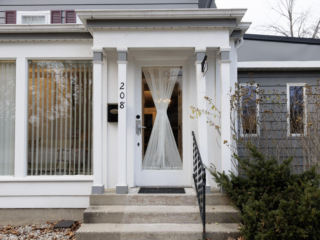 208 W Erie Street Albion City MI 49224