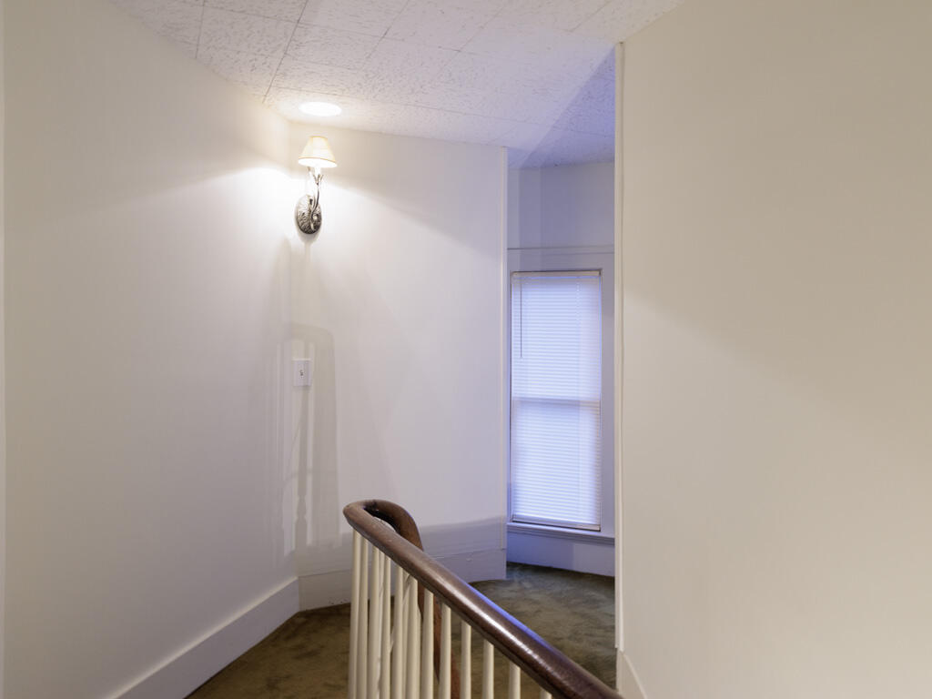 208 W Erie Street Albion City MI 49224