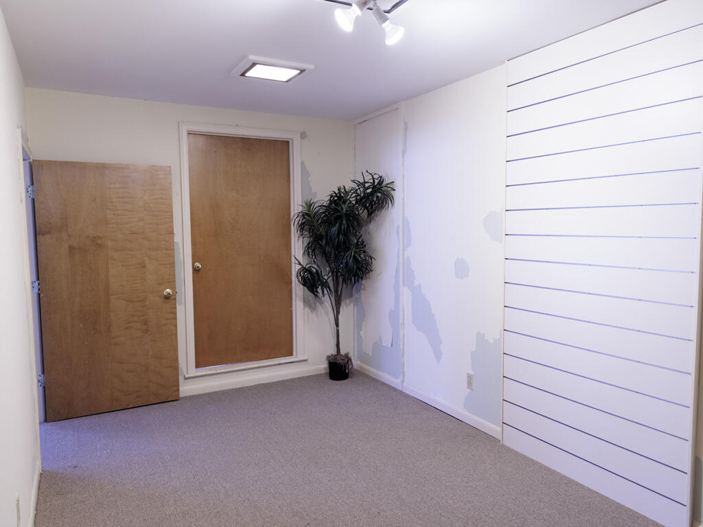 208 W Erie Street Albion City MI 49224