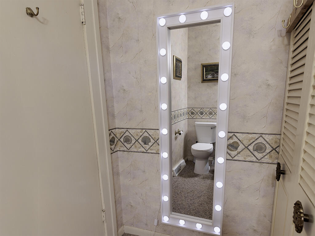 208 W Erie Street Albion City MI 49224