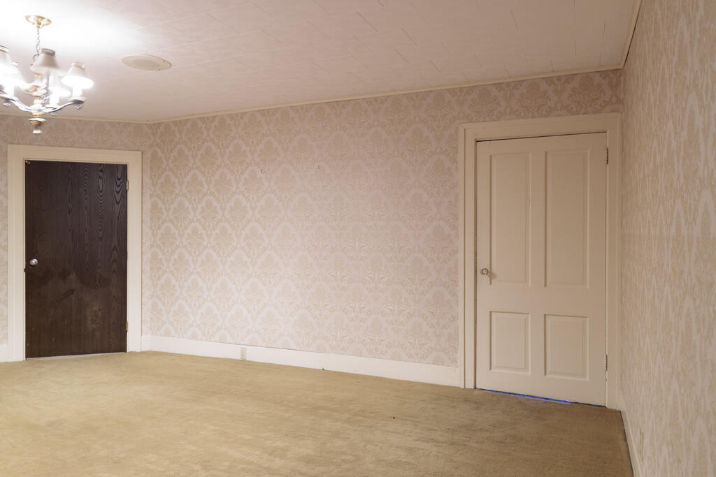 208 W Erie Street Albion City MI 49224