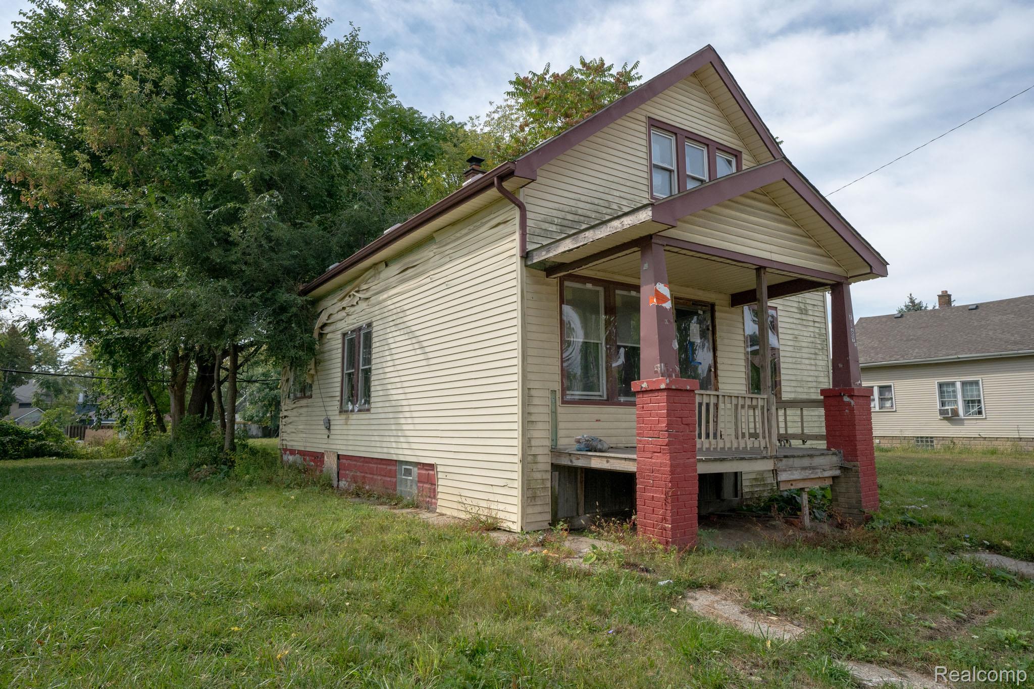 7169 Holmes Street Detroit City MI 48210