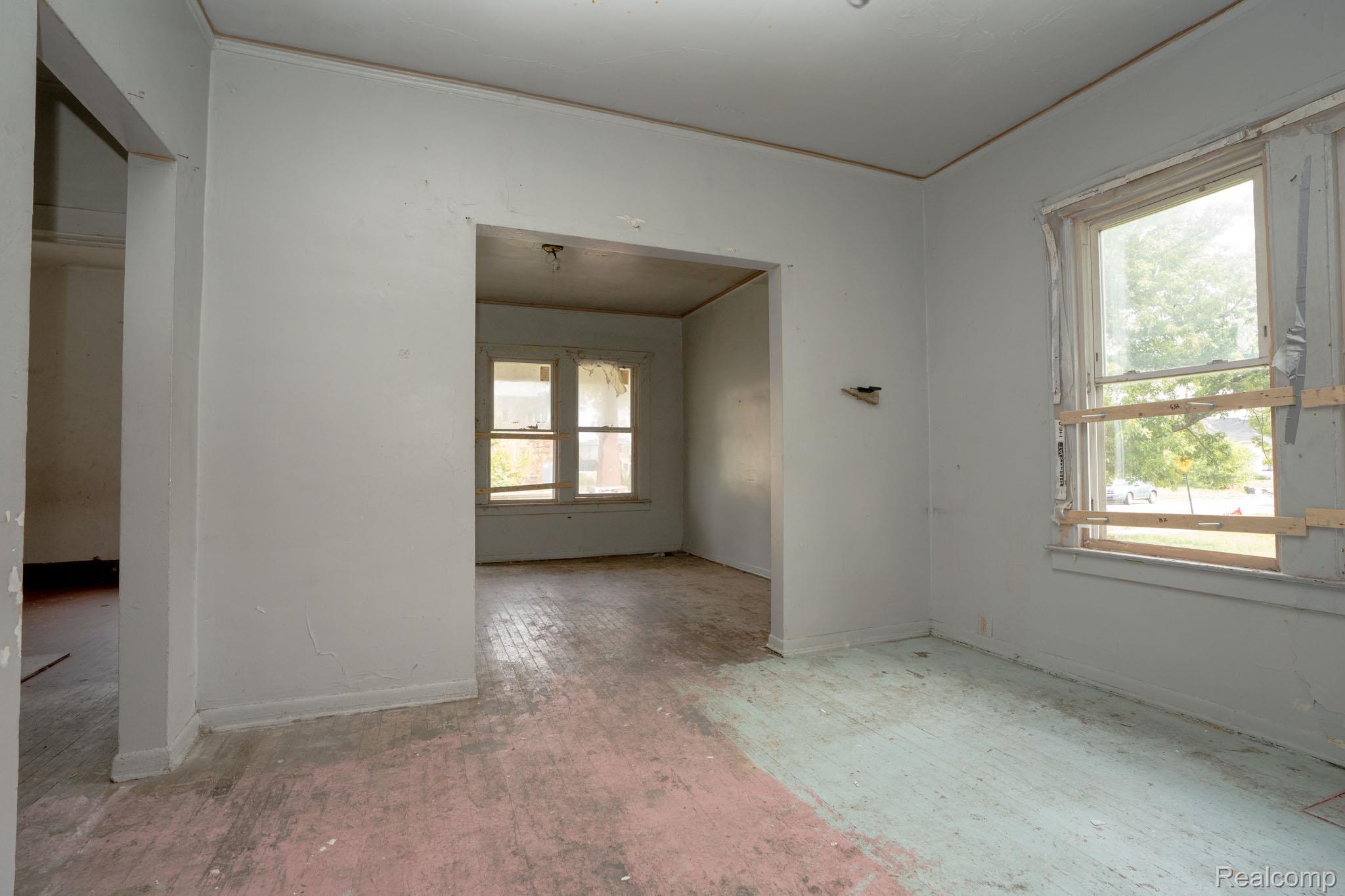 7169 Holmes Street Detroit City MI 48210