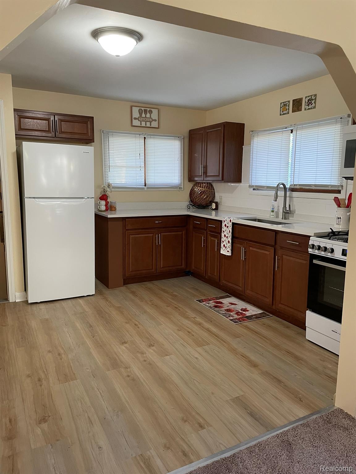 5894 Balfour Avenue Allen Park City MI 48101