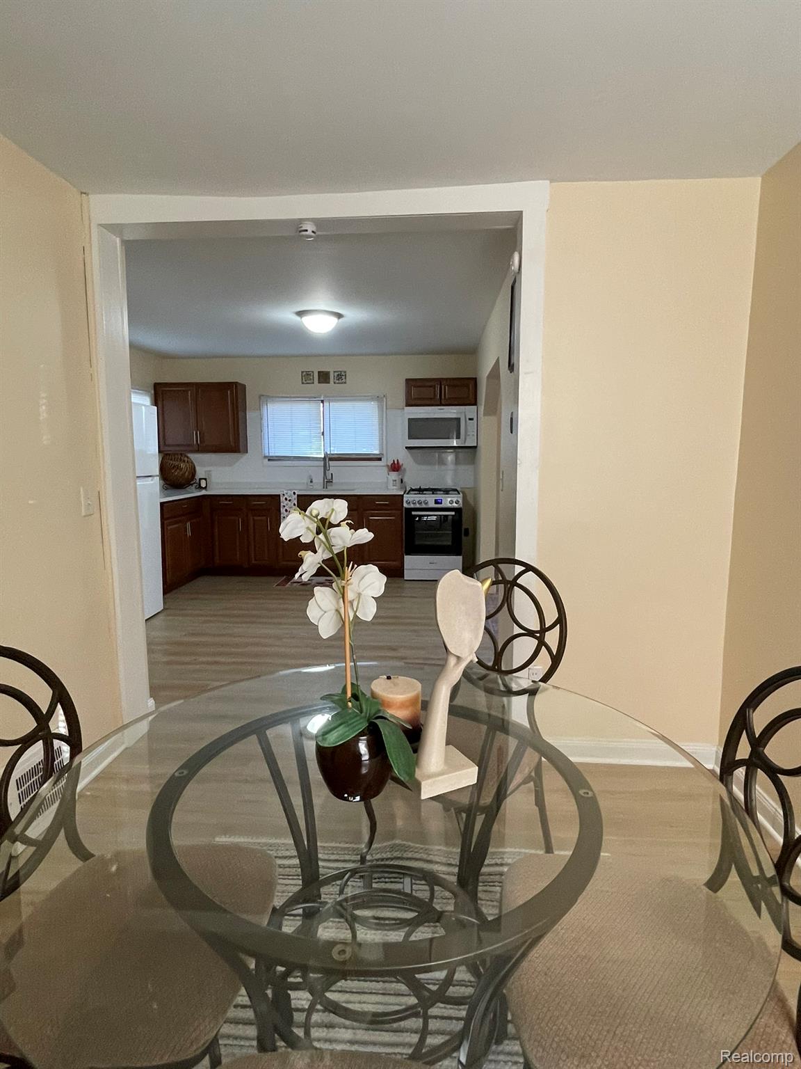 5894 Balfour Avenue Allen Park City MI 48101