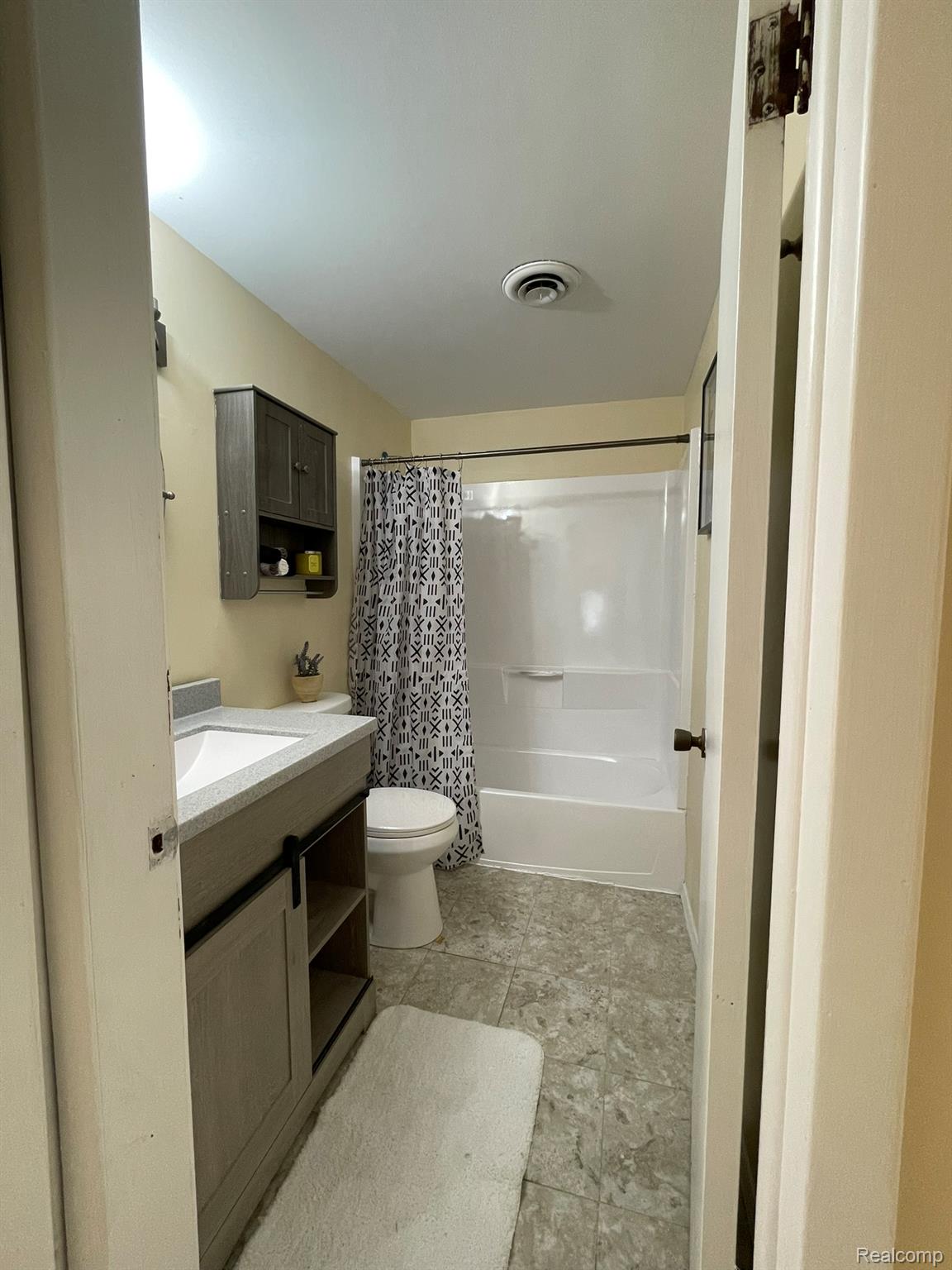 5894 Balfour Avenue Allen Park City MI 48101