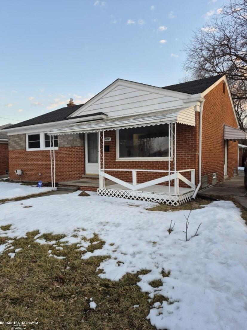 24895 Beck Avenue Eastpointe City MI 48021