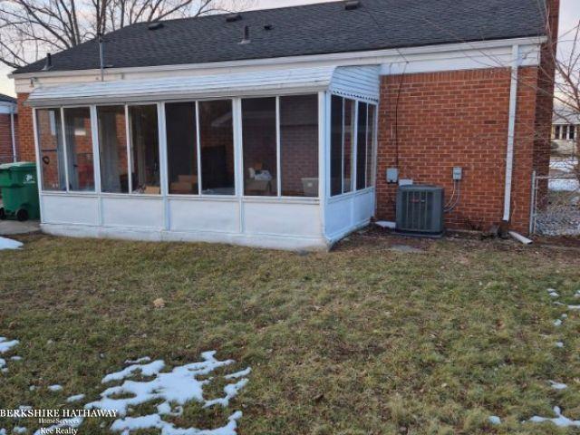 24895 Beck Avenue Eastpointe City MI 48021