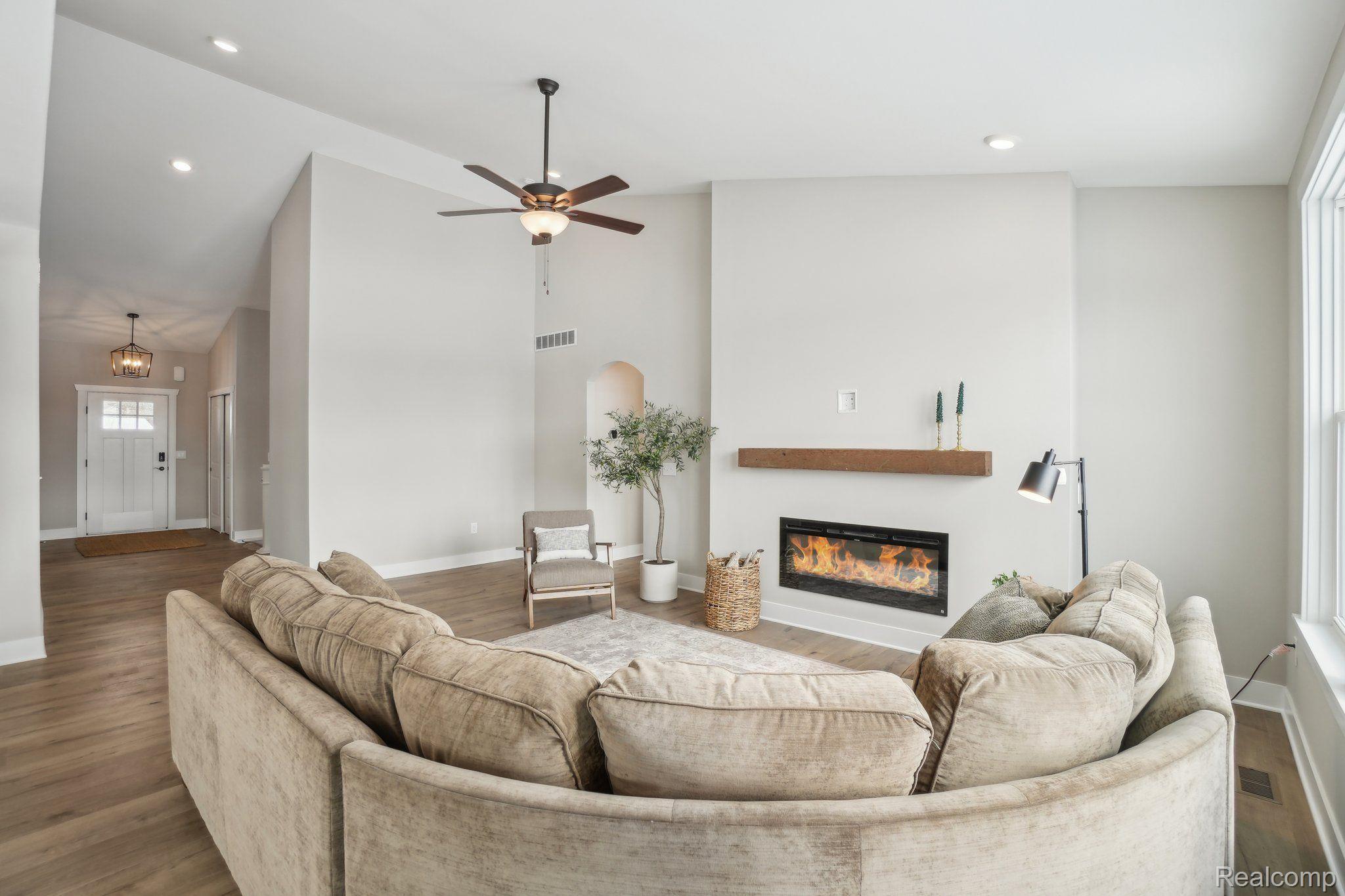 Moh 43 Birkdale Lane Marion Township MI 48843