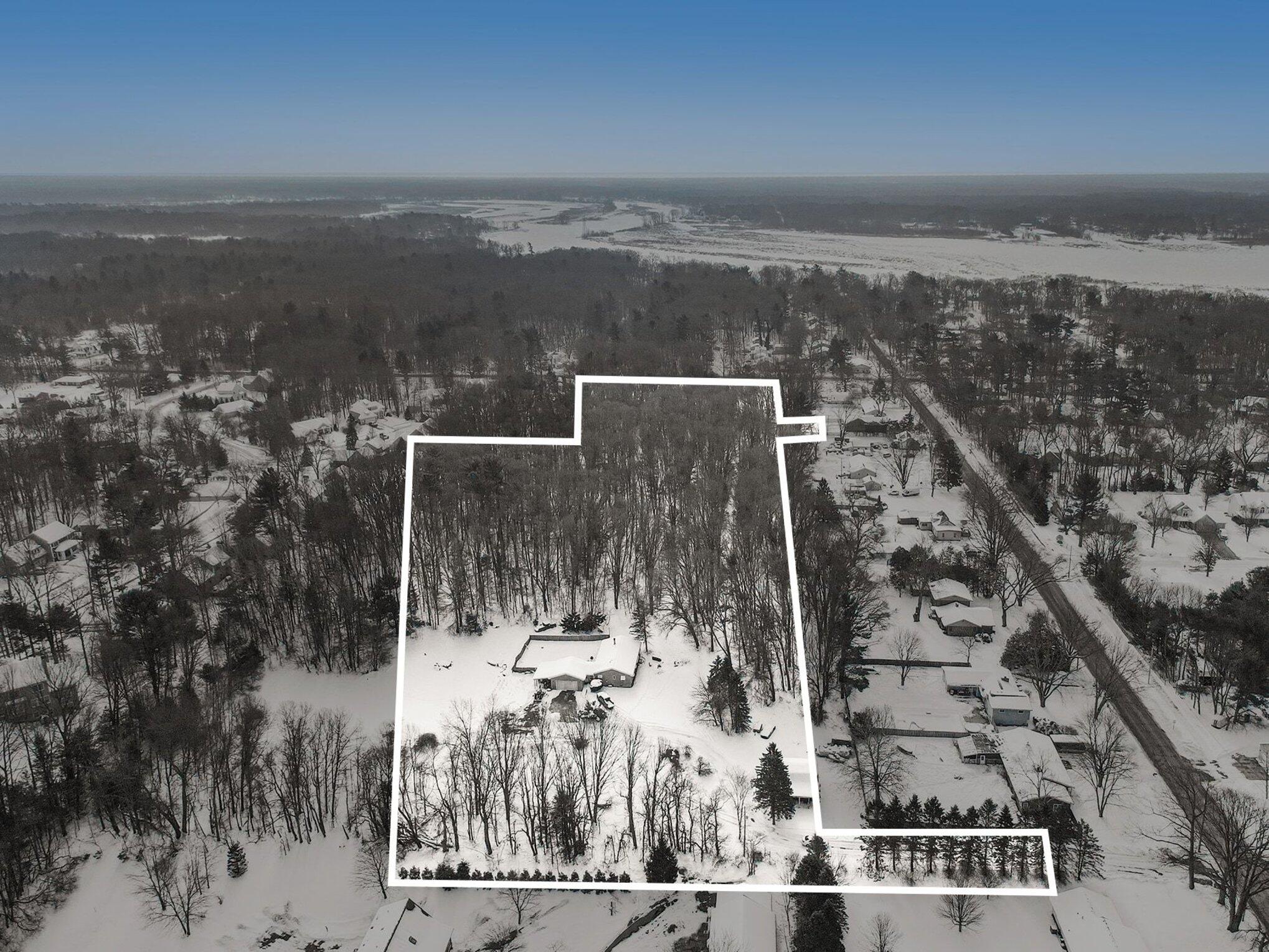 16200 152nd Avenue Spring Lake Township MI 49456