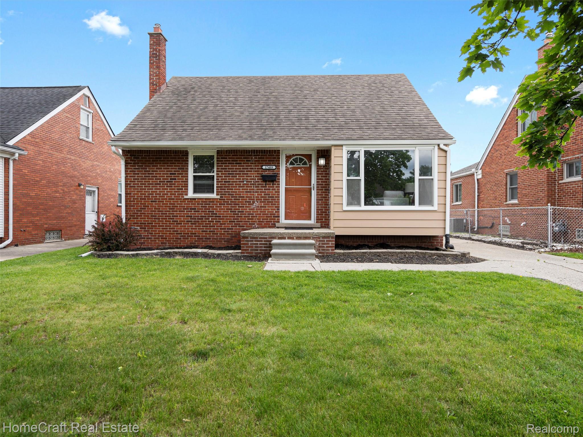 17489 Brody Avenue Allen Park City MI 48101