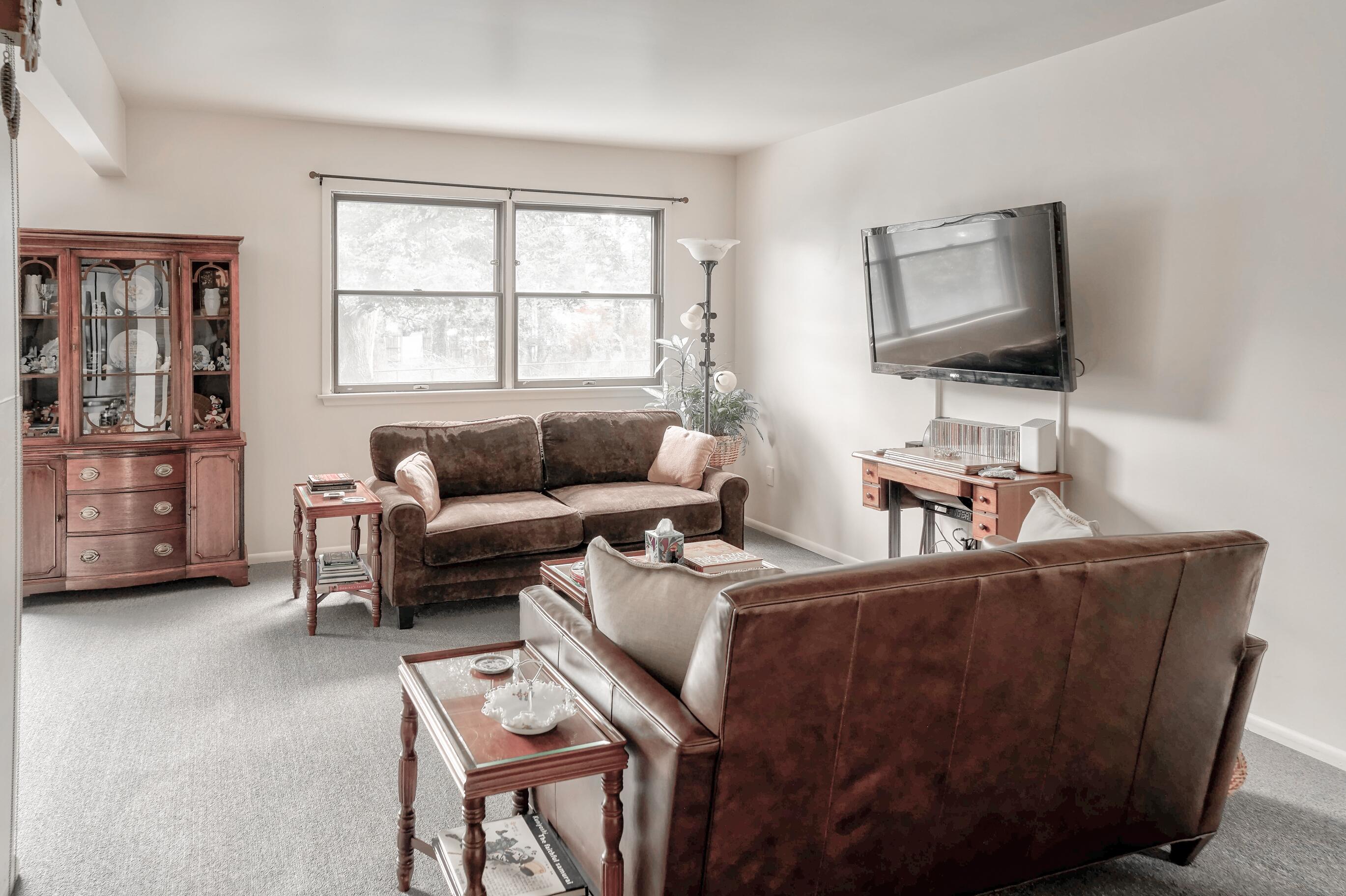 3141 Mc Comb Street Ann Arbor City MI 48108