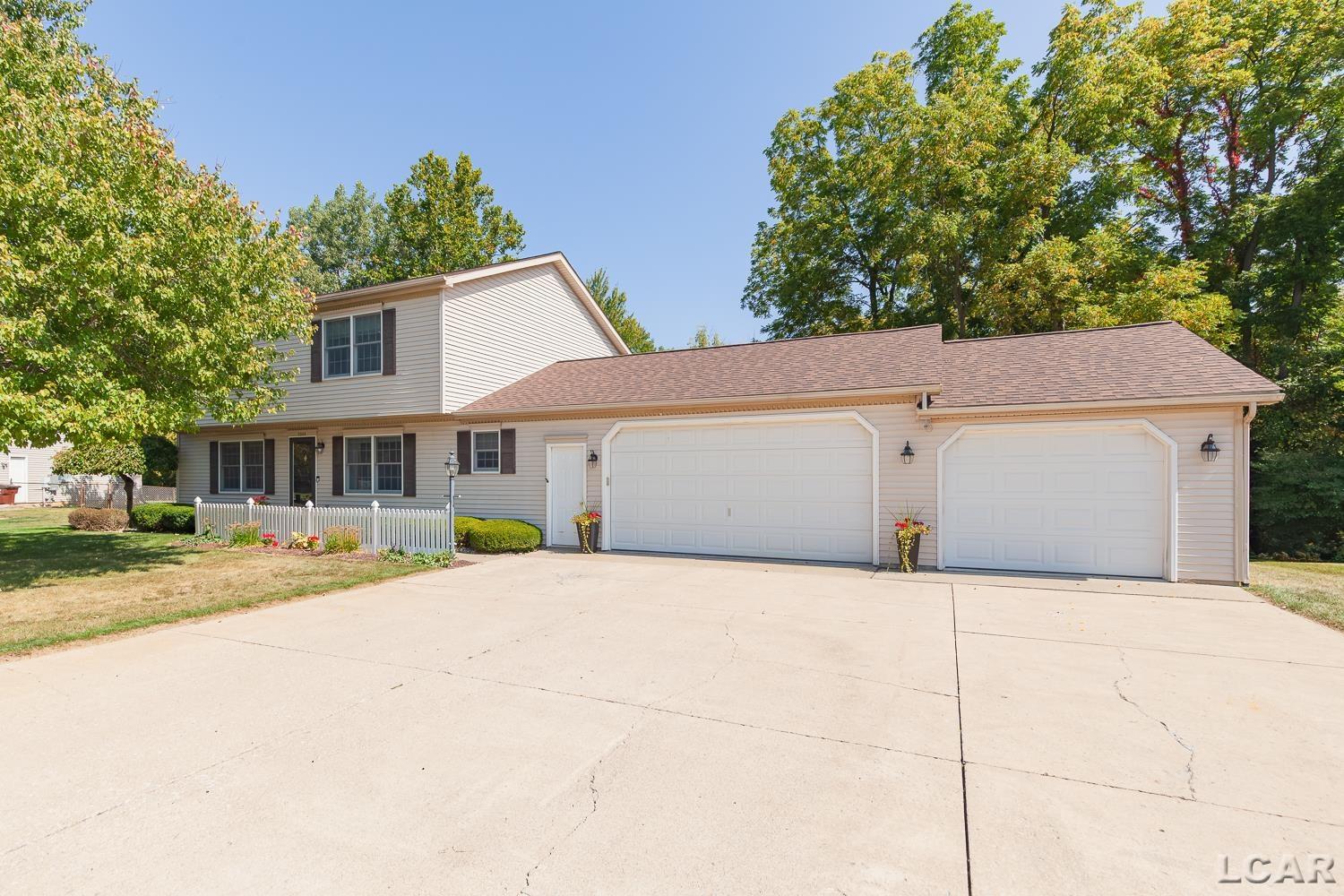 2306 Woodlawn Lane Adrian Township MI 49221