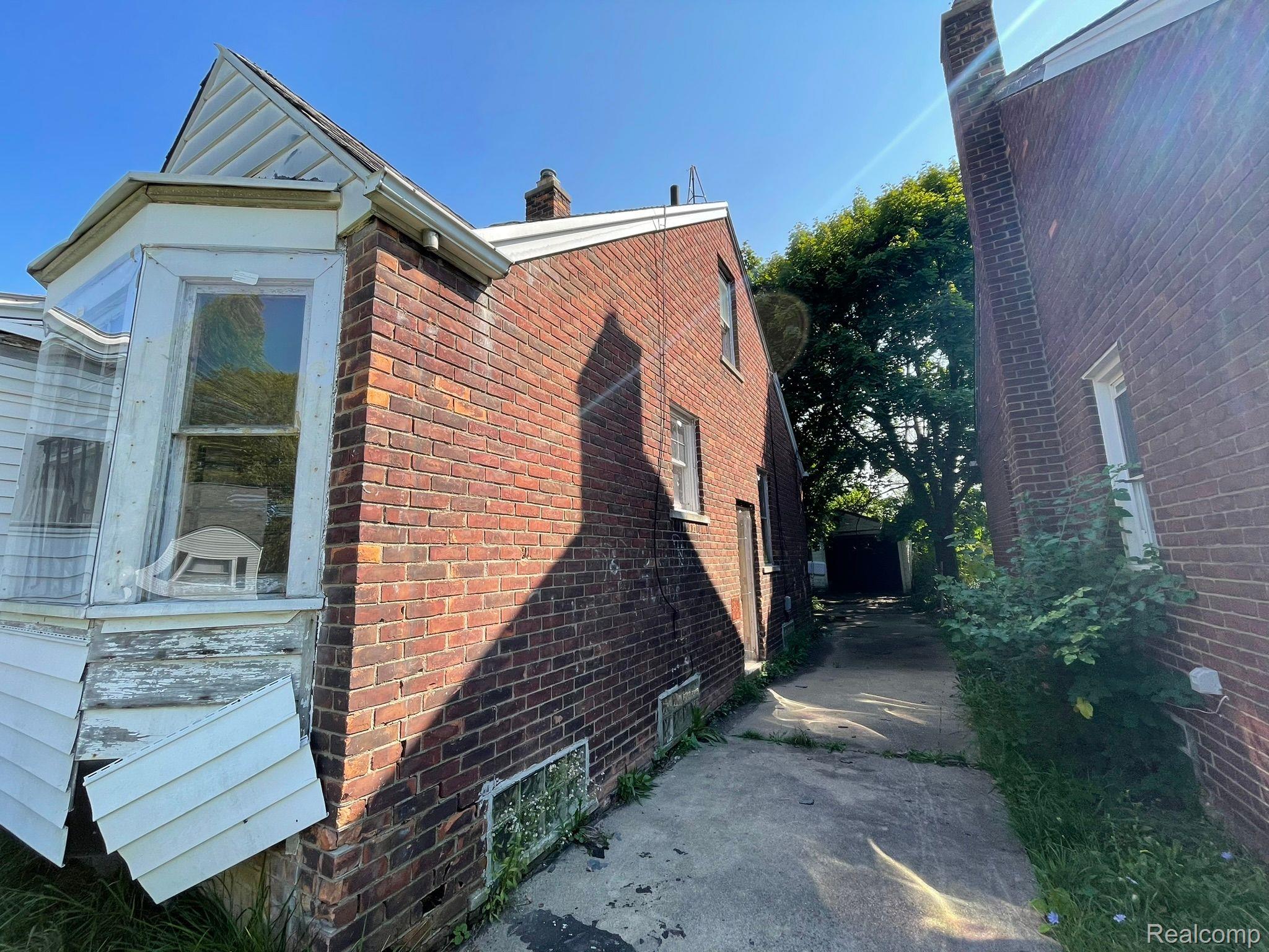 14702 Cedargrove Street Detroit City MI 48205